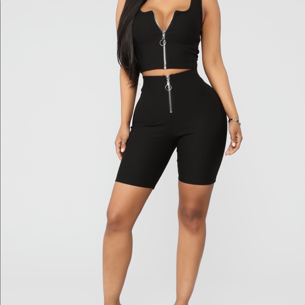 🌟Ribbed biker shorts from Fashion Nova🌟